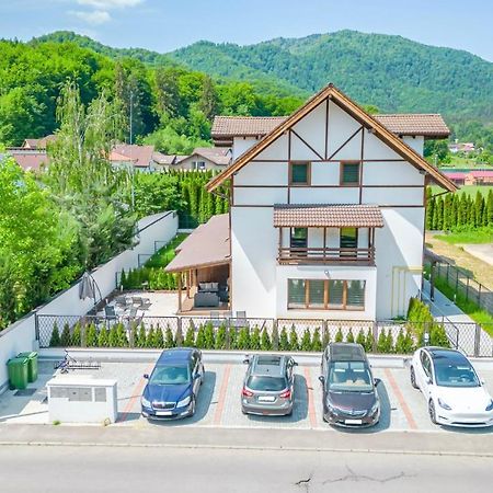 Jungle Family Villa Near Park Aventura,Lake,Zoo Брашов Екстериор снимка